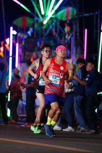 BIB: 405, 2291
                            <button type="button" onclick="openModal(20340412)" class="btn btn-primary btn-sm float-right btn-popup" data-toggle="modal" data-target=".modal-high-quality">
                        <i class="fas fa-shopping-cart"></i> Add to Cart
                    </button>
                                            <button type="button" onclick="isThisMe(20340412, true)" class="btn btn-success btn-sm float-right btn-popup btn-isme hidden" data-toggle="tooltip" data-placement="bottom" title="นี่คือรูปของคุณใช่ไหม คลิกที่นี่เพื่อเอาเข้าอัลบั้ม">
                        <i class="fas fa-plus"></i> Add to album
                    </button>
                    <button type="button" onclick="isThisMe(20340412, false)" class="btn btn-warning btn-sm float-right btn-popup btn-isnotme hidden">
                        <i class="fas fa-ban"></i> Remove from album
                    </button>